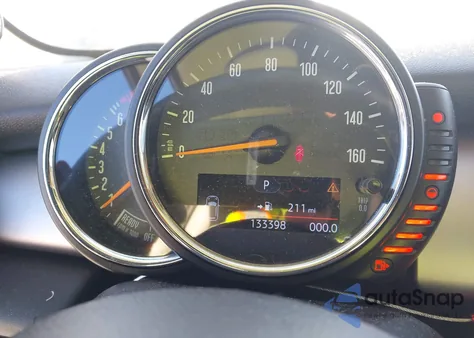 2015 Mini Hardtop Cooper S z USA, uszkodzony, nr VIN WMWXP7C50F2A33541